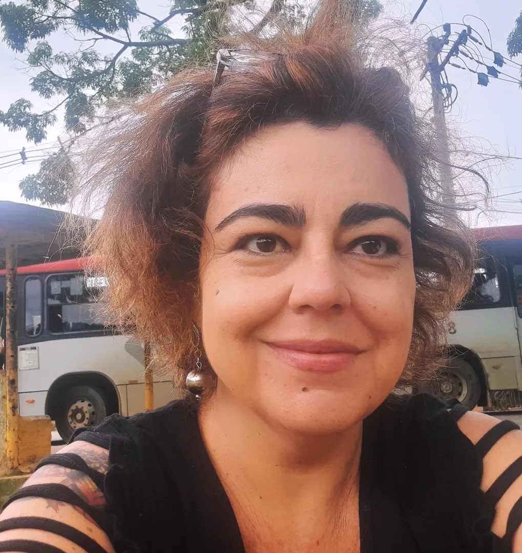Entrevista com o pianista, compositor e arranjador Cristovão Bastos, por Daniela Aragão revistaprosaversoearte.com - Entrevista com o pianista, compositor e arranjador Cristovão Bastos, por Daniela Aragão