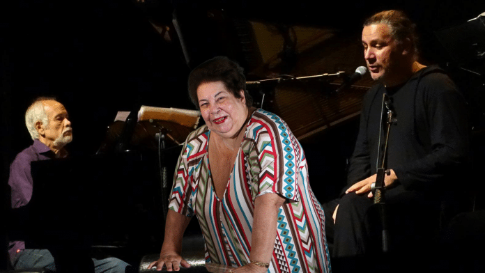 Single ‘A Lua e Eu’, com Renato Braz, Nana Caymmi e Cristovão Bastos, uma homenagem a Tim Maia